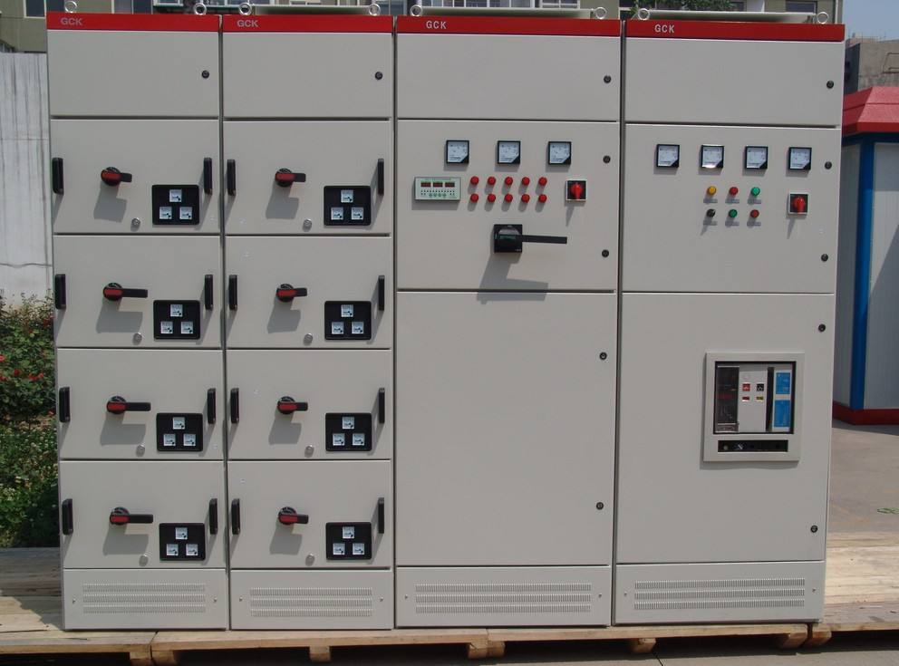 解析抽出式電氣開關柜 知名廠家、主流品牌、產品圖片與行業熱帖全覽